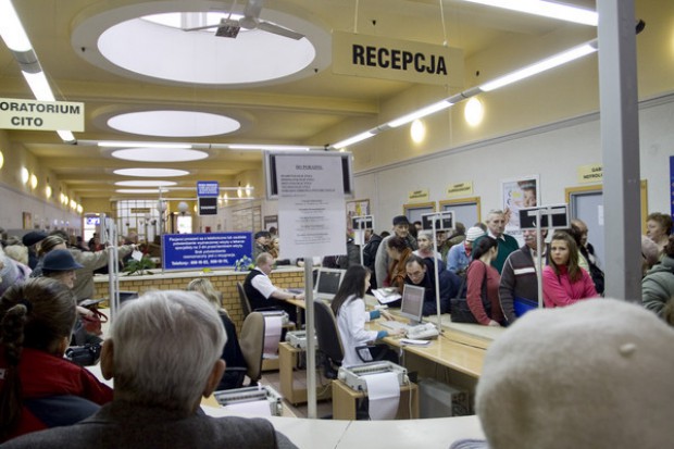 Szpitale żądają od pacjentów leków