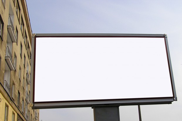 Wydatki na reklamę w farnacji Firmy farmaceutyczne rządzą na rynku reklamy outdoor