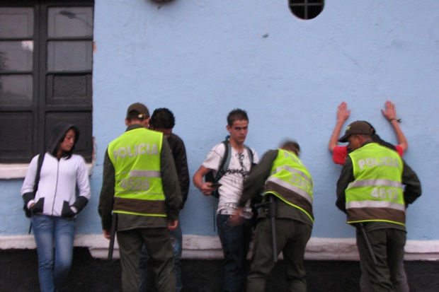 Handlarze podrobionymi lekami na potencję zatrzymani przez krakowską policję, to dopiero początek sprawy W Krakowie zatrzymano handlarzy lekami na potencję