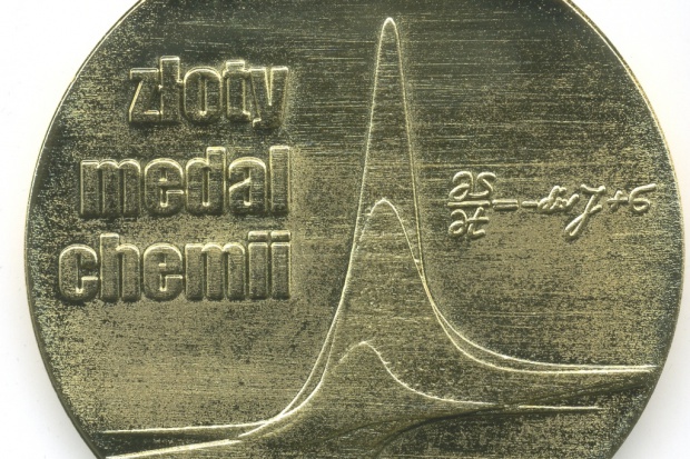 Michał Sawczyk Wydziału Chemii UW został tegorocznym laureatem konkursu Złoty Medal Chemii za katalizator do produkcji leków