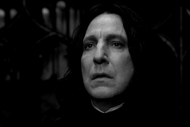 Rickman stowrzył znakomitą kreację prof. Snipe'a w filmach o Harrym Potterze Alan Rickman - prof. Snape z Harry Pottera zmarł na raka