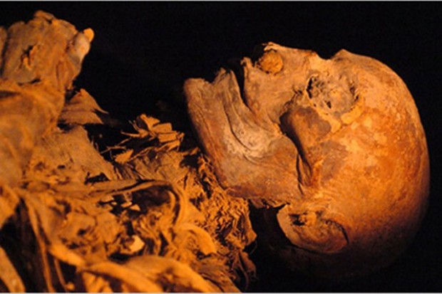 Najstarszy znany przypadek choroby wieńcowej u mumii egipskiej