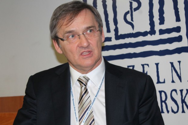 Szef lekarzy oczekuje oceny zastosowania chelatonów w leczeniu miażdżycy Szef NRL pyta o chelatony w leczeniu miażdżycy