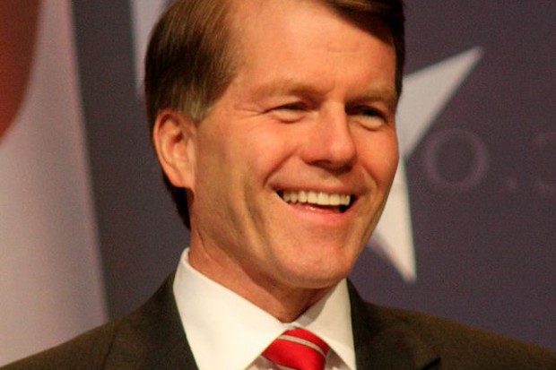 Bob McDonnell (fot. Wikipedia.org) Polityk promował suplement. Pójdzie za kratki?