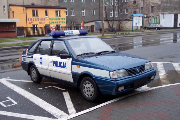 Policjanci i celnicy zlikwidowali magazyn dopalaczy