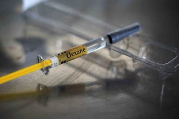 stosowania heparyn drobnocząsteczkowych zamiennie jest możliwe w przypadku substancji heparyn frakcjowanych zawierających różne substancje czynne. SP: Neoparin można przyjmować zamiennie z Clexane