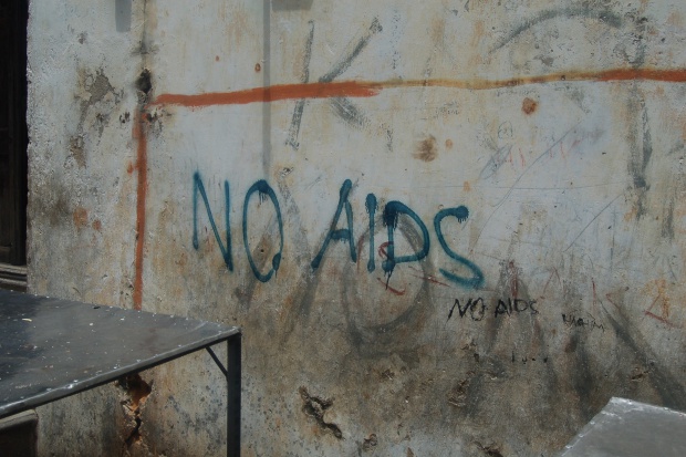 Warszawa: będą edukować nad Wisłą ws. AIDS