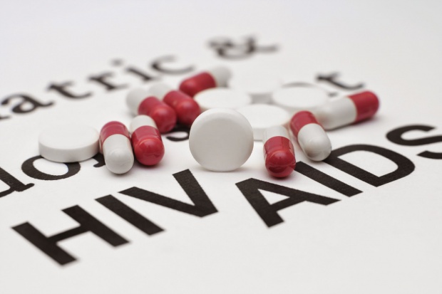 WHO zaleca, by osoby zarażone HIV były natychmiast objęte leczeniem WHO: zarażeni HIV powinni być natychmiast poddani terapii antyretrowirusowej