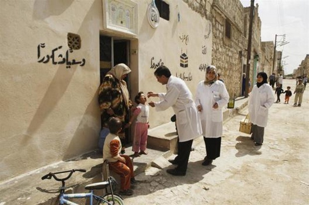 Walka z polio w Syrii, to ciężka praca medyczna i edukacyjna. Fot. UNICEF/Noorani Walka z polio w Syrii to także wojna ze stereotypami
