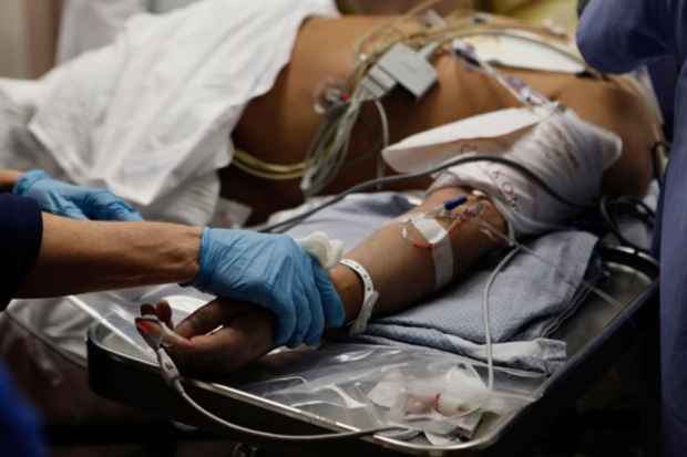 Objawy wścieklizny u mężczyzny przypominały zespół serotoninowy USA: lekarze pomylili wściekliznę z zespołem serotoninowym