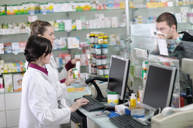 Projekt klauzuli sumienia dla farmaceutów i pacjentów przygotowali w Rzeszowie "obrońcy życia" Rzeszów: "obrońcy życia" chcą klauzuli sumienia dla farmaceutów i pacjentów