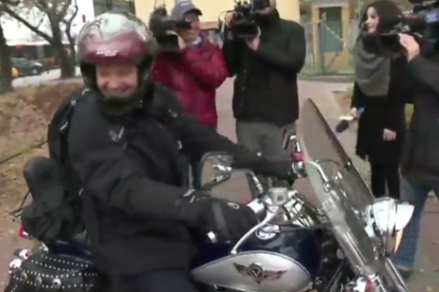 Motocykl ministra zdrowia wart jest ok. 14 tys. zł. Fot. prscr Radziwiłł oszczędza, Karczewski ma zobowiązania