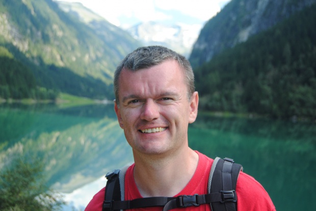Laureat nagrody RSA zajmuje się projektowaniem i syntezą nowych, potencjalnych leków. Fot. Arch. prof. Fichna/kmtamu.pl Prof. Jakub Fichna nagrodzony RSA za projektowanie i syntezę nowych leków