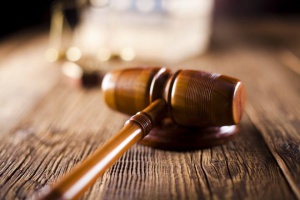 W mieszkaniu mężczyzny, który oferował leki, policjanci znaleźli ponad 50 tabletek oraz fałszywe recepty (fot. archiwum) Wrocław: areszt za fałszowanie recept na leki narkotyczne