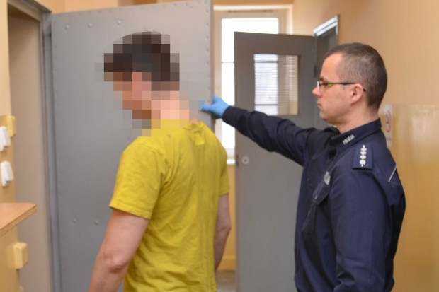 31 latek jest także oskarżony o kradzież dokonaną w aptece. Fot. KPP Kościerzyna Kościerzyna: sprawca kradzieży z apteki zatrzymany