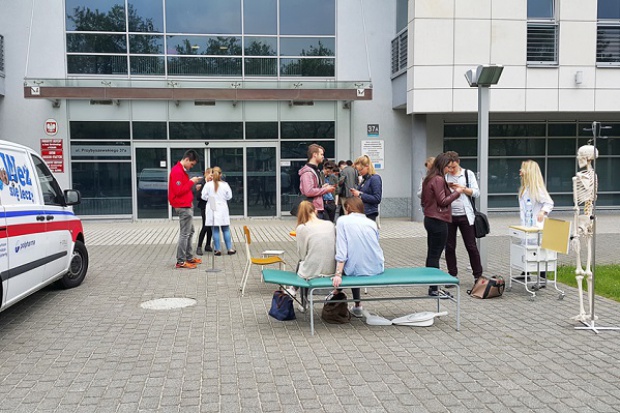 Uczyli przyszłych lekarzy i farmaceutów rozmawiać z pacjentem