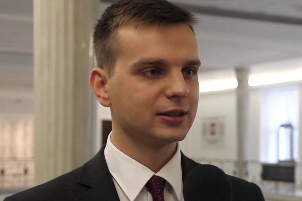 Poseł Kukiz'15 komentuje pomysł ograniczenia liczby aptek Ograniczanie liczby aptek? To jest paranoja