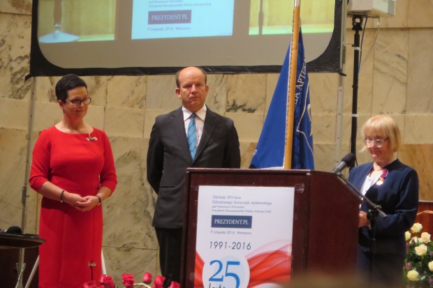 Szefowa NRA i minister zdrowia, Konstatny Radziwiłł "Niech Bóg da rozum parlamentarzystom podczas głosowania"