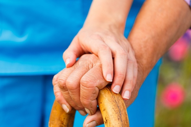 Wstępne dane sugerują, że chorzy mają w jelitach inne bakterie niż osoby zdrowe. Zalążki choroby Parkinsona znajdują się w układzie pokarmowym?