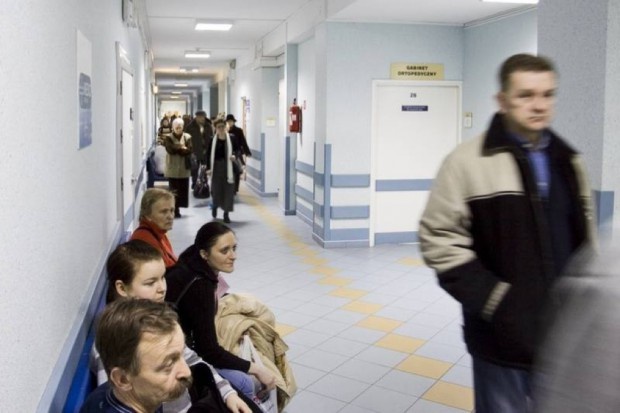 W minionym tygodniu, skierowania do szpitali z powodu grypy otrzymały 1722 osoby. GIS: mamy tzw. "sezonową epidemię"