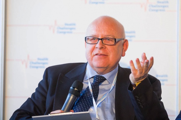 Dr Leszek Borkowski, prezes Fundacji "Razem w Chorobie" Ekspert: dostęp do technologii sierocych w Polsce jest konieczny