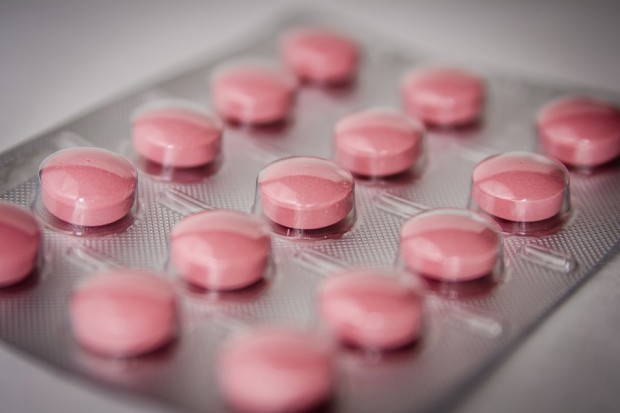 Poczta Polska blokuje wysyłanie paczek z lekami do aborcji farmakologicznej? 