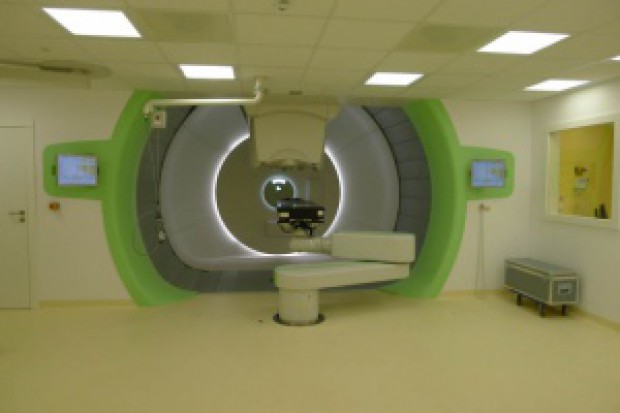 Szpital w Prokocimiu został wyłoniony na realizatora terapii protonowej u pacjentów pediatrycznych (Fot. Archiwum) Kraków: mali pacjenci szpitala w Prokocimiu będą kierowani na terapię protonową
