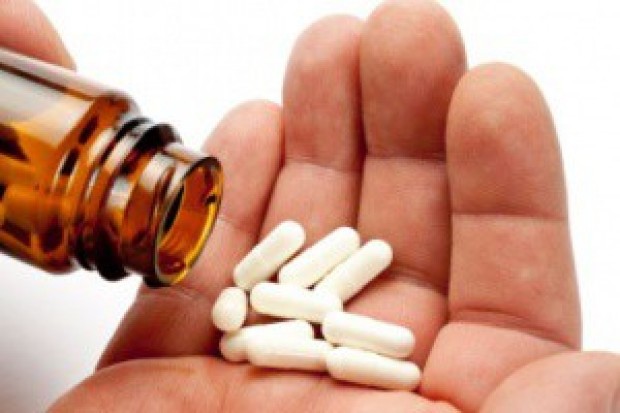 Przy braku lekarzy i pielęgniarek pocieszające jest to, że w Polsce mamy całą armię farmaceutów, którzy są bardzo dobrze wyszkoleni - powiedział profesor (Fot. Archiwum) Samoleczenie do dobry kierunek. Większość Polaków jest dobrze wyedukowana w tym zakresie