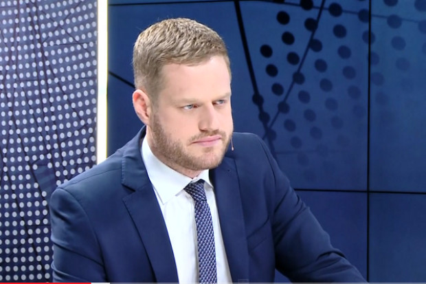 Informatyzacja to ma być wygoda, a nie kolejny problem - mówi wiceminister Janusz Cieszyński (fot. finanse.wp.pl) Od 1 stycznia 2019 każda realizacja recepty będzie odnotowywana w systemie P1