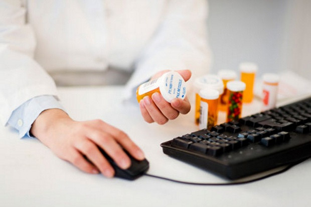 Zagubienie farmaceutów powoduje, że farmaceuci boją się konsekwencji swoich działań, choćby w zakresie opieki farmaceutycznej - uważa dr Merks (Fot. Archiwum) Farmaceutom grozi wypalenie zawodowe? O czynnikach, które mogą powodować negatywne nastawienie do pracy