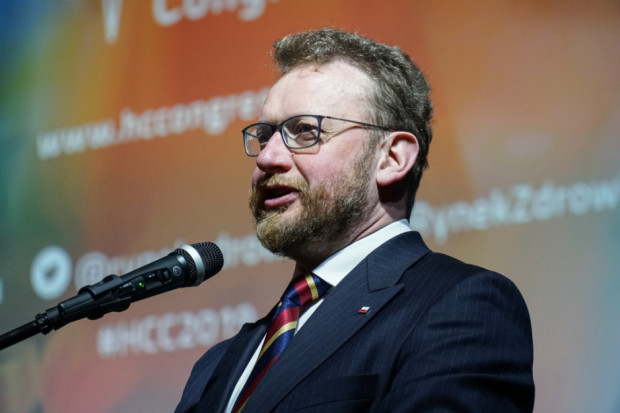 Mamy większe możliwości ratowania ludzkiego życia, ale wyzwaniem pozostaje później utrzymanie pacjentów w dobrostanie - zaznaczył minister zdrowia (Fot. PTWP) Minister Zdrowia na HCC: musimy się starać się zmienić system