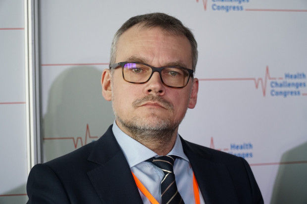 Mamy bardzo dobry proces oceny technologii, tylko że nic z tego nie wynika. Wychodzi ocena, jest technologia, która się opłaca i nic się nie dzieje - ocenia szef firmy farmaceutycznej (fot. archiwum) Pojawiają się innowacje, które wymykają się klasycznym pojęciom leku