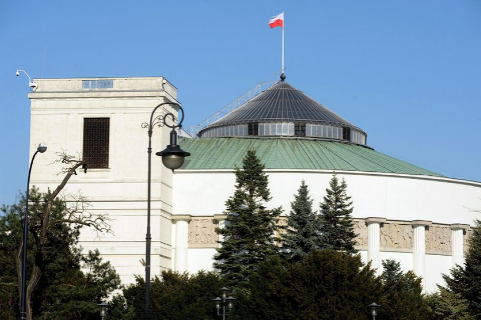Posłowie wracają do pracy w komisji zdrowia (fot. Pixabay) Prace posłów w komisji zdrowia: na razie bez UOZF