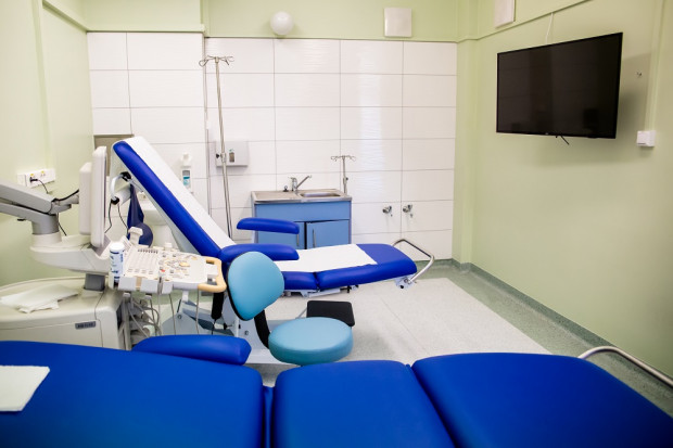 W ramach projektu STACJA ETZ - Enzymatyczna Terapia Zastępcza na terenie szpitala przygotowano sale, w których podawane są leki w postaci wlewów (fot. szpital w Rzeszowie) Rzeszów: tu też powstała Stacja Enzymatycznej Terapii Zastępczej