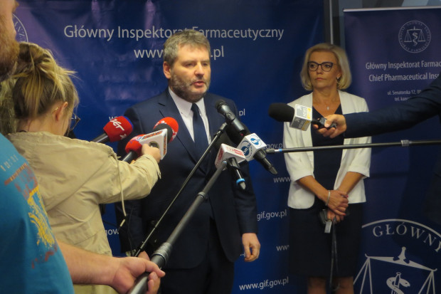 Jak ocenił Główny Inspektor Farmaceutyczny, Paweł Piotrowski, braki w dostępności są związane z problemami jednego z wytwórców. Po drugie, wiążą się z chińskimi dostawcami substancji czynnych (fot. archiwum) GIF: sytuacja jest pod kontrolą