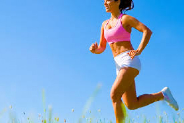 Regularnie uprawiany jogging jest najlepszym rodzajem ćwiczeń w leczeniu i prewencji otyłości (Fot. Archiwum) Te ćwiczenia najskuteczniejsze w walce z "genami otyłości"
