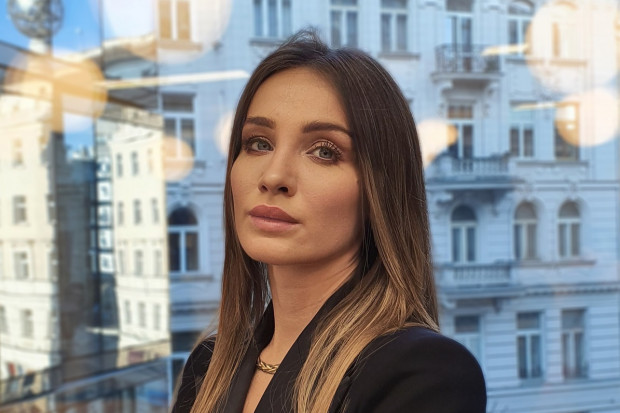 Czy zatem magister farmacji będący kierownikiem apteki ma prawo do przerwy obiadowej? - pyta radca prawny (fot. AO) Czy kierownik apteki powinien w niej warować?