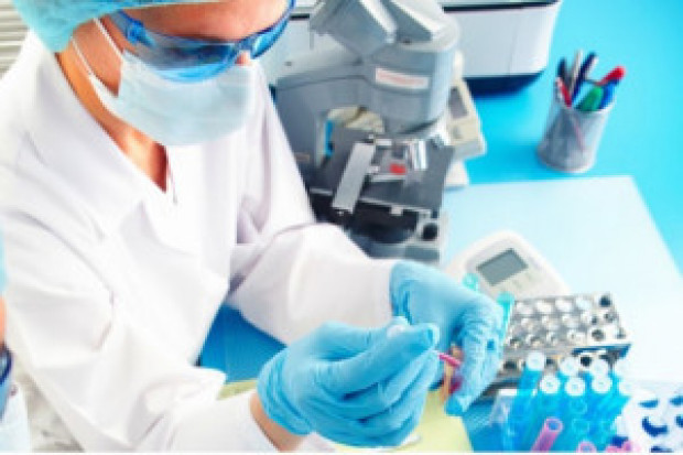 Obowiązek dołączania kopii sprawozdania z badania laboratoryjnego dotyczy biologicznych czynników chorobotwórczych wywołujących choroby zakaźne (Fot. Archiwum) Projekt MZ uzupełnia dotychczasowy wykaz biologicznych czynników chorobotwórczych