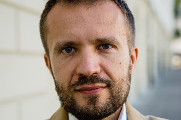 Kryminalizacja kłamstwa szczepionkowego wiążąca się z antagonizacją zorganizowanego i prężnego ruchu nie jest opłacalna politycznie. Zwłaszcza kiedy doświadczenia śmierci lub poważnych powikłań związanych z COVID-19 nie są (jeszcze) powszechne - uważa ekspert (fot. Paweł Michalak) Paweł Waszkiewicz: rozwiązaniem może być kryminalizacja kłamstwa szczepionkowego