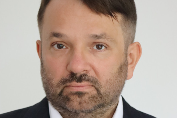 - Gratulujemy farmaceutom faktu uchwalenia ustawy kompleksowo regulującej ich zawód – mówi Marcin Piskorski, prezes zarządu Związku Pracodawców Aptecznych PharmaNET (fot. PharmaNET) Ustawa o zawodzie farmaceuty: pożegnanie z kompromisem