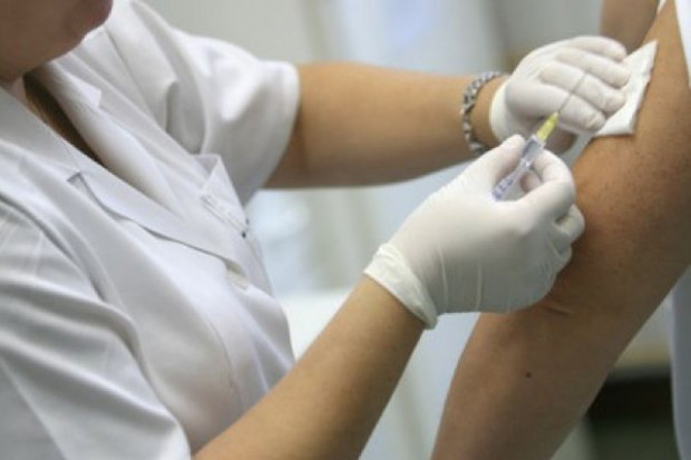 Rekordowe zainteresowanie szczepionkami p/ grypie? Farmaceuci: może ich zabraknąć