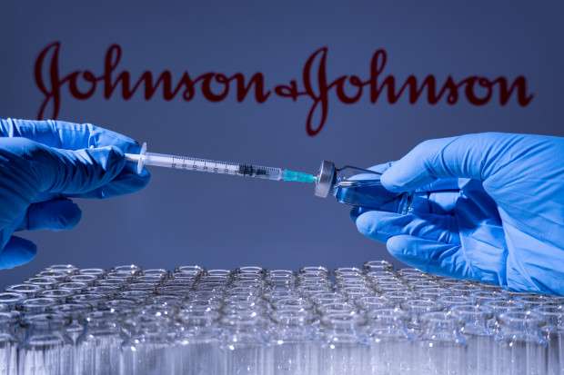 USA: CDC i FDA rekomendują wstrzymanie podawania szczepionki Johnson&Johnson