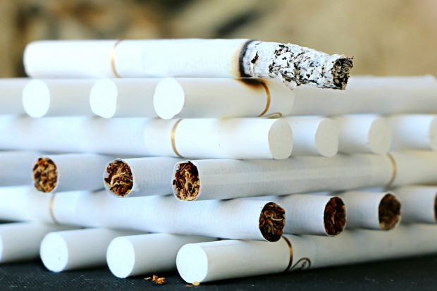 Zanieczyszczona seria leku wspomagającego rzucenie palenia